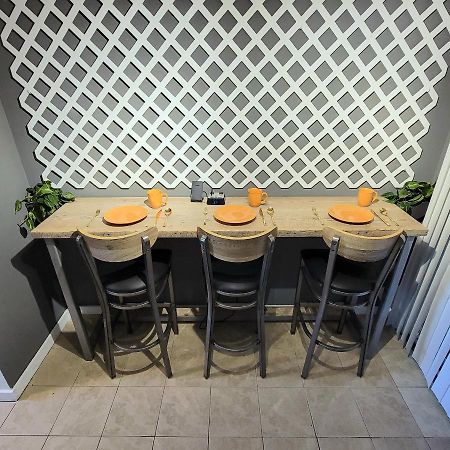 Вілла Hi-Tek-Duplex A-Two 75In 4K Led Чарлстон Екстер'єр фото