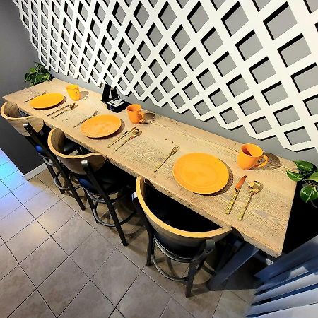 Вілла Hi-Tek-Duplex A-Two 75In 4K Led Чарлстон Екстер'єр фото